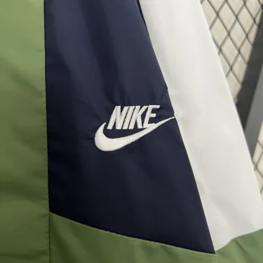 2024 New green windbreaker
