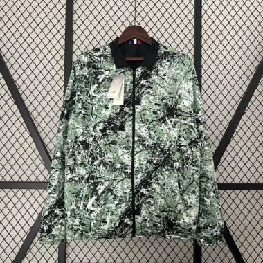 24-25 Manchester United green and black Trench Coat Reversible