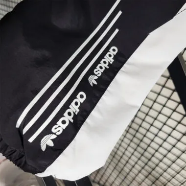 Windbreaker Adidas Black