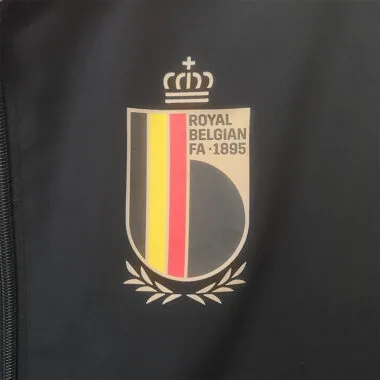 2022 Belgium Trench Coat Reversible Black/Red