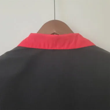 2022 Belgium Trench Coat Reversible Black/Red