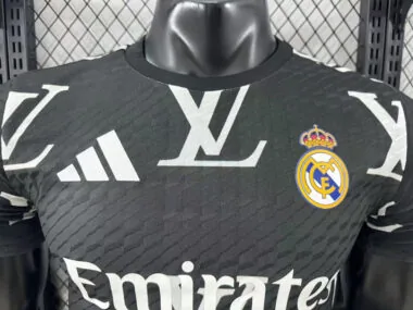 25-26 Real Madrid special player version jersye