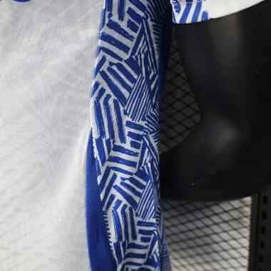 25-26 Maglia bianca del Real Madrid, versione speciale per i giocatori
