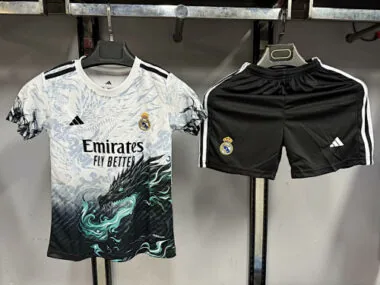 25-26 Real Madrid Black and White Dragon kid kit