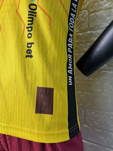 25-26 Barcelona 100th player version jersey