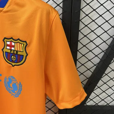 06-07 Barcelona away retro jersey