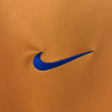 06-07 Barcelona away retro jersey