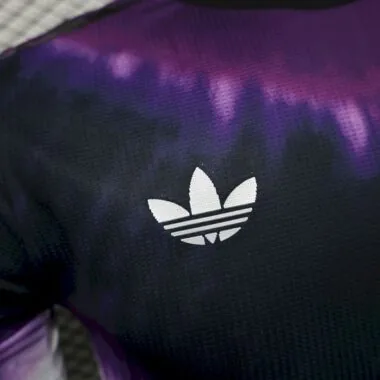 25-26 Real Madrid white and purple special version jersey