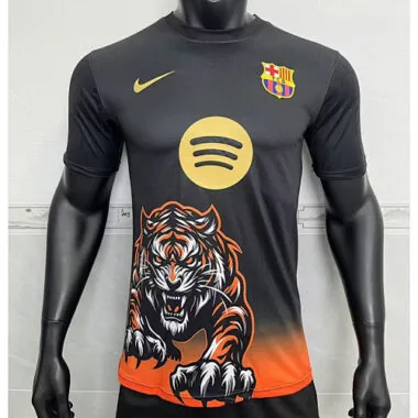 Camiseta de la versión para jugadores del Barcelona «Black Tiger», números 24 y 25