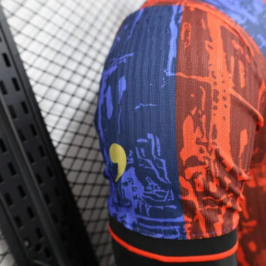 Camisa 24-25 do Barcelona, versão especial para jogadores, em vermelho e azul