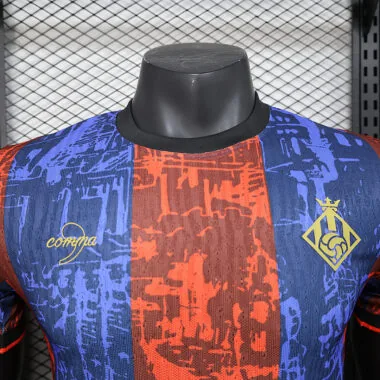 Camisa 24-25 do Barcelona, versão especial para jogadores, em vermelho e azul