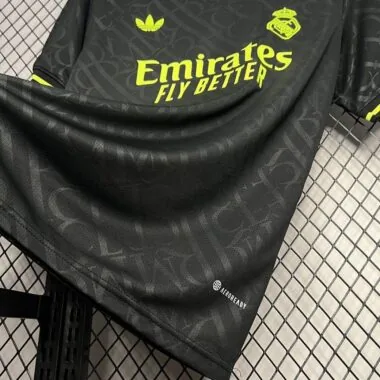 24-25 Real Madrid X BLACK AND NEON UNIQUE Jersey (S-XXL)