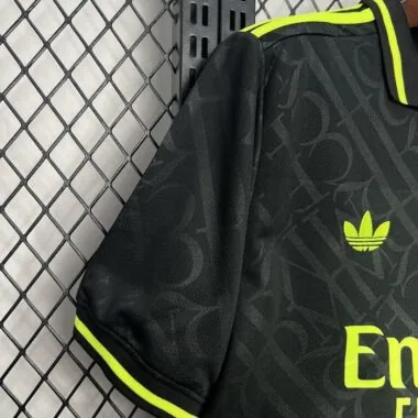 24-25 Real Madrid X BLACK AND NEON UNIQUE Jersey (S-XXL)