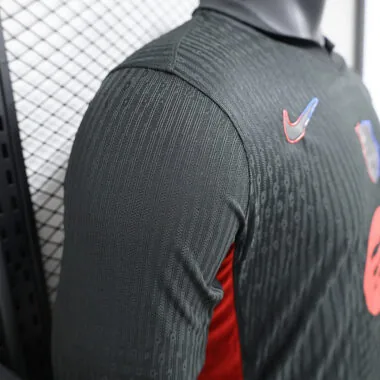 24-25 Barcelona uitwedstrijdshirt met lange mouwen (spelersversie) (grote sponsor)