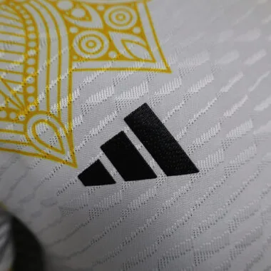 24-25 Real Madrid Snake Player version jersey