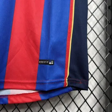 01-02 Barcelona home retro jersey