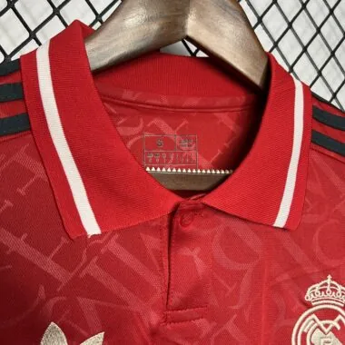 Maillot rouge du Real Madrid n° 24-25
