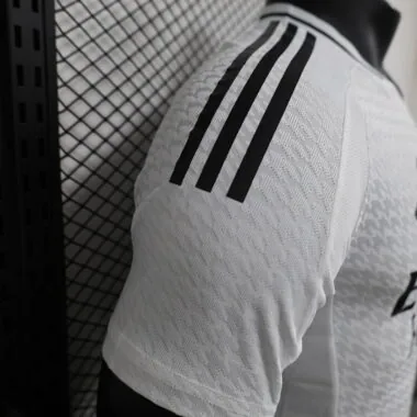 Camiseta del Real Madrid, versión para jugador, para partidos en casa, 24-25