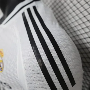 Camiseta del Real Madrid, versión para jugador, para partidos en casa, 24-25