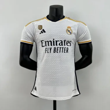 Maillot domicile du Real Madrid, version « dernier match », 23-24