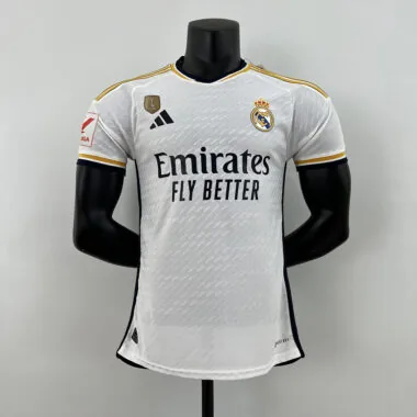 Maillot domicile du Real Madrid, version « dernier match », 23-24