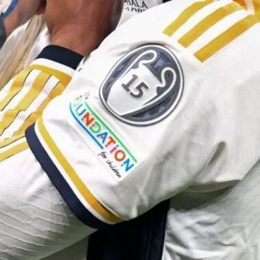 Maillot domicile du Real Madrid, version « dernier match », 23-24