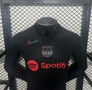 Camisa de manga comprida dos jogadores, versão para o jogo fora de casa em Barcelona, 24-25
