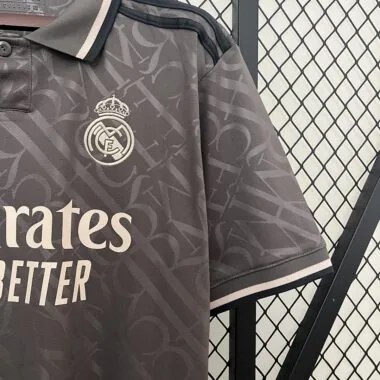 24-25 Real Madrid third black jersey