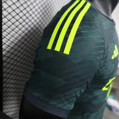 24-25 Real Madrid green special player version jersey