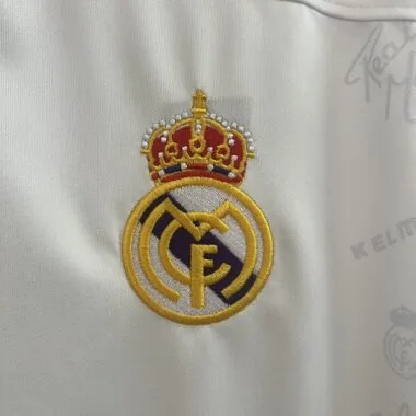 Maglia da casa retrò a maniche lunghe del Real Madrid 94-96