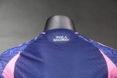 24-25 Real Madrid purple training player version jersey