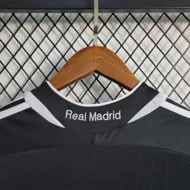 06-07 Real Madrid third away