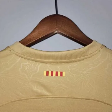 22-23 Barcelona away
