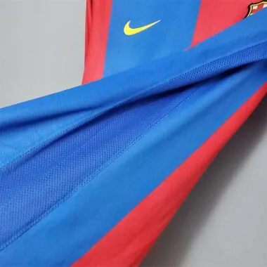06-07 Barcelona home long sleeve