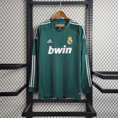 12-13 Camisola verde de manga comprida do Real Madrid (terceiro equipamento)