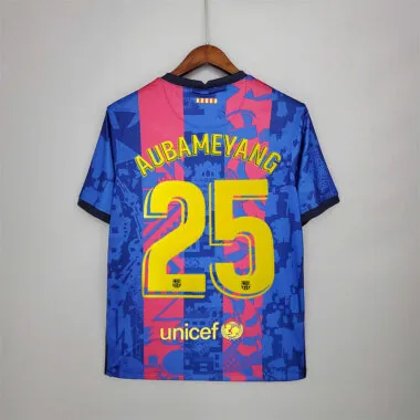 21-22 Barcelona third away