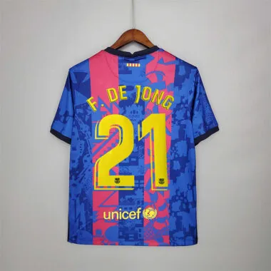 21-22 Barcelona third away