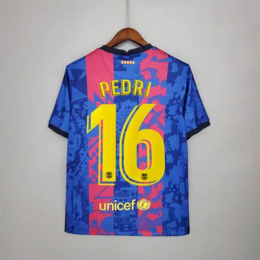 21-22 Barcelona third away