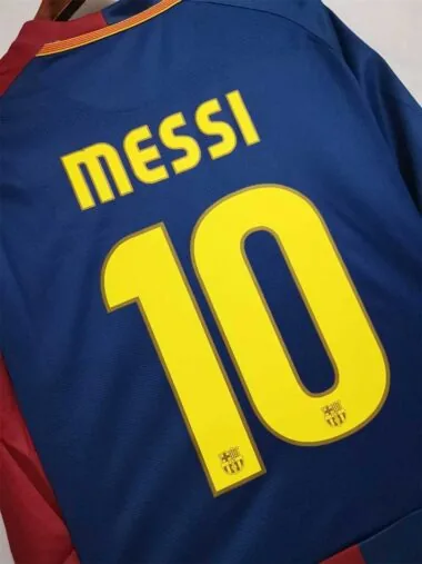 08-09 Barcelona home long sleeve
