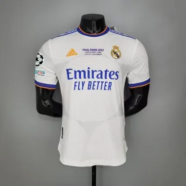 21-22 Real Madrid, versão para jogador (jogo em casa)