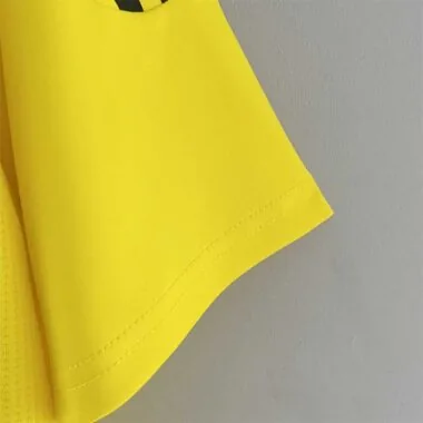 11-12 Cartão amarelo para o guarda-redes do Real Madrid