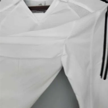 Camisola de manga comprida do Real Madrid para jogos em casa, 05-06