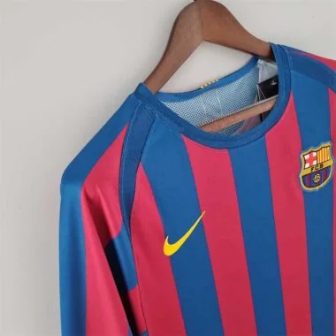 05-06 Camisola de manga comprida do Barcelona (jogo em casa)