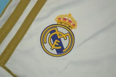 Calções de jogo em casa do Real Madrid 11-12