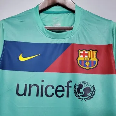 10-11 Barcelona away