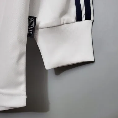 01-02 Real Madrid home long-sleeved