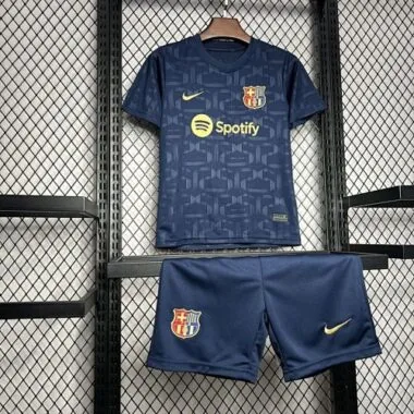Conjunto infantil da edição do 125.º aniversário do Barcelona