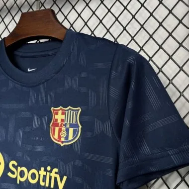Equipamento infantil da edição do 125.º aniversário do Barcelona 24-25