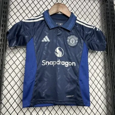 Equipamento infantil azul-escuro do Manchester United 24-25
