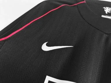 Camiseta de manga larga del Manchester United para partidos fuera de casa, temporada 07-08